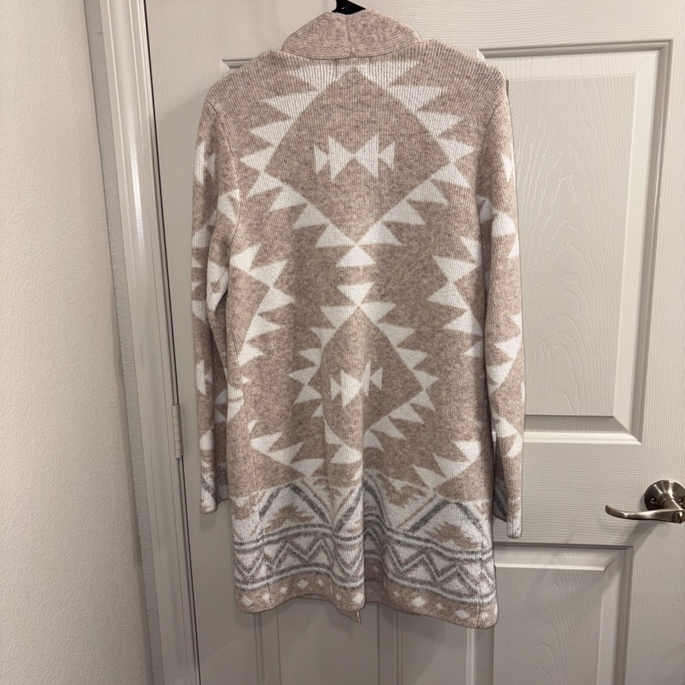 Frye Women's Tan and White Aztec Sweater - Picture 3 of 4